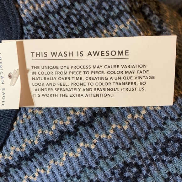 American Eagle Outfitters Women’s Crew Neck pullover, Sz S & Med, NWT - Picture 6 of 6